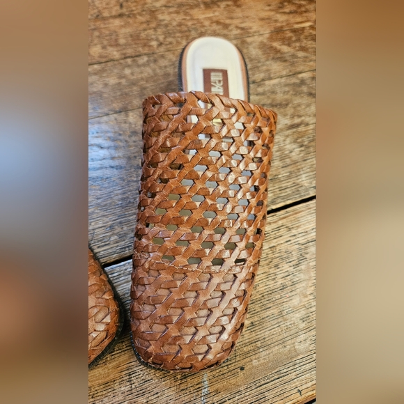 Ipanema Brown Leather Woven Heeled Shoes - Picture 4 of 9